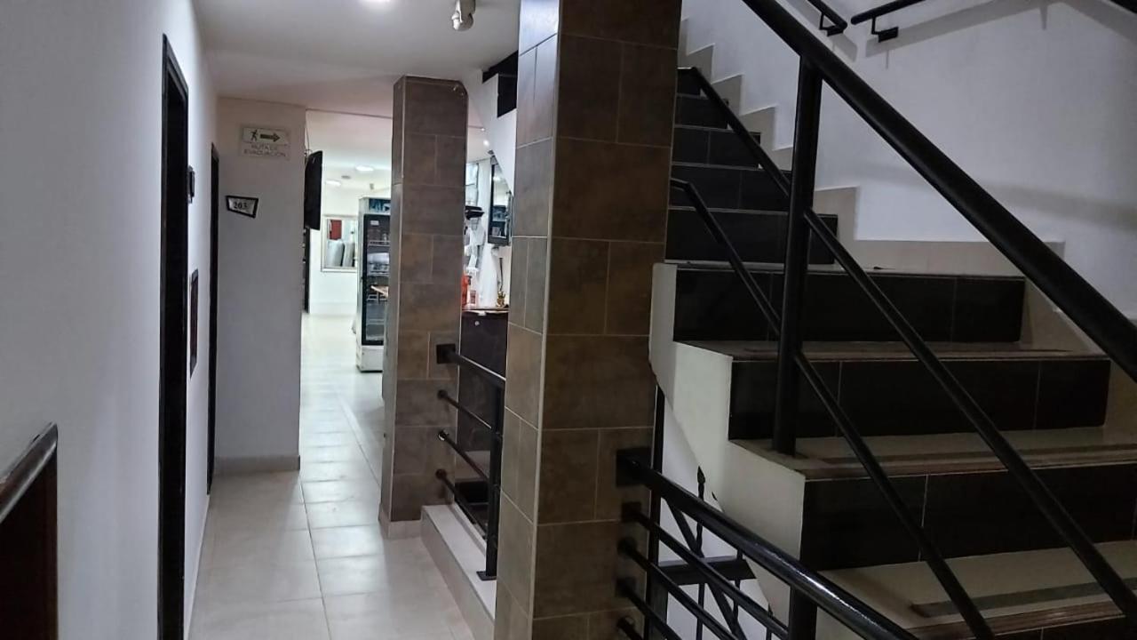 Hotel Marat Suite Медельїн Екстер'єр фото